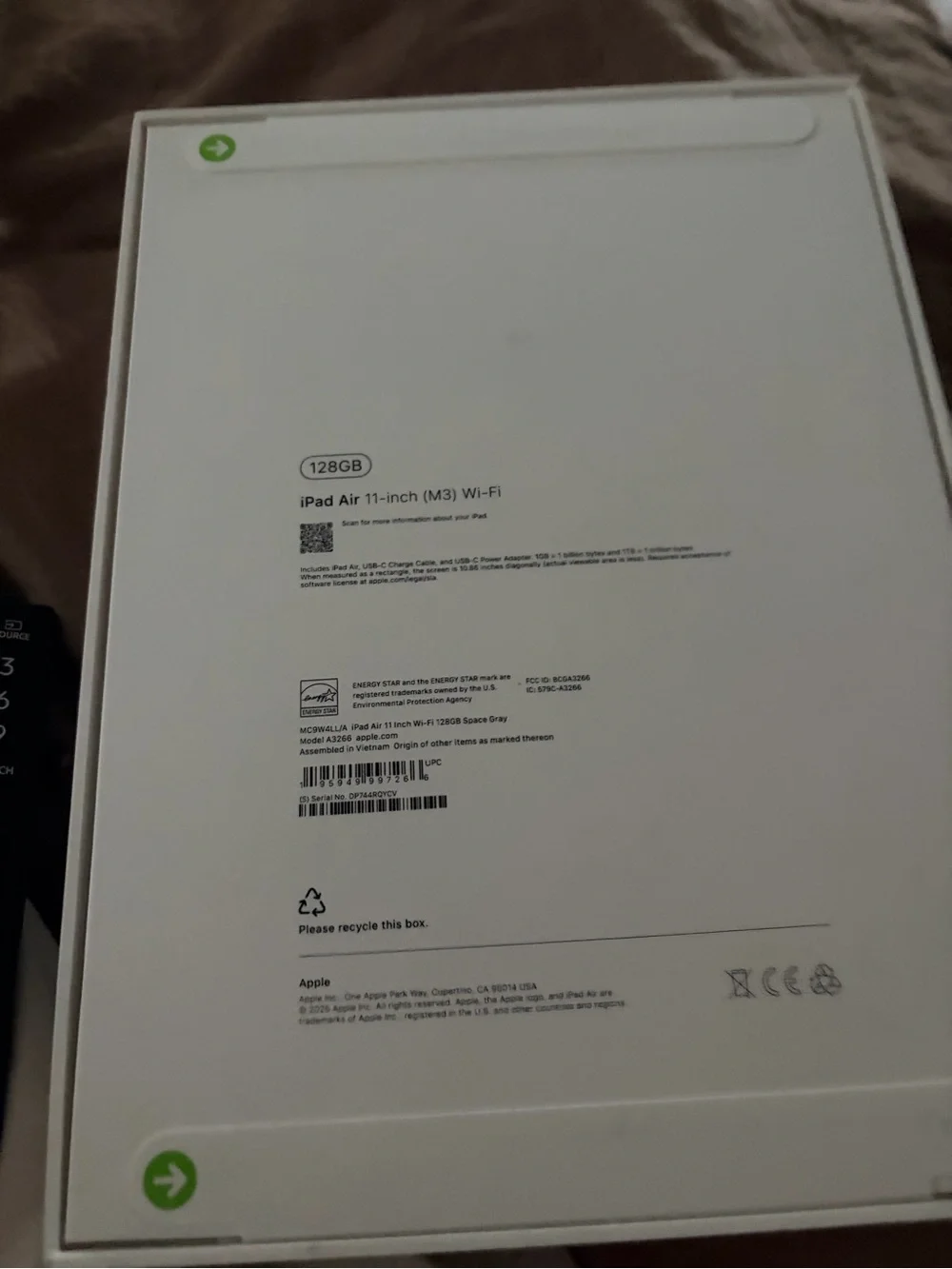 Apple iPad Air 11-inch (M3) 128GB - White Box with Green Accents